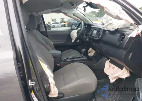 2018 Toyota Tacoma Double Cab/Sr/Sr5 from USA, damaged, VIN 5TFAX5GN5JX111313